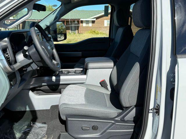 صورة مصغرة 13 لـ 2026 FORD F-250 XLT