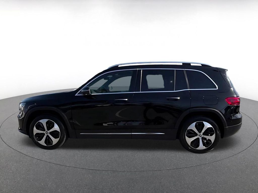 صورة 7 لـ 2025 Mercedes-BENZ GLB