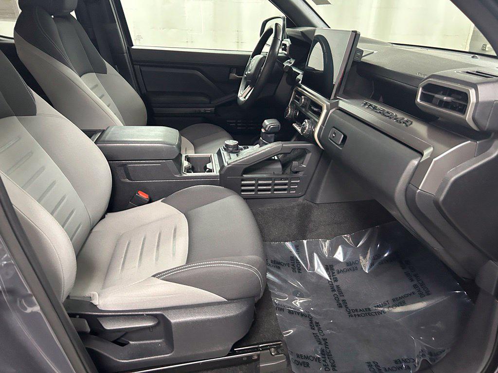 صورة مصغرة 12 لـ 2024 Toyota TACOMA TRD SPORT