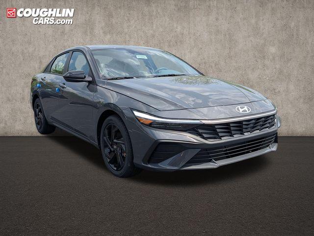 New 2026 Hyundai ELANTRA SEL Sport