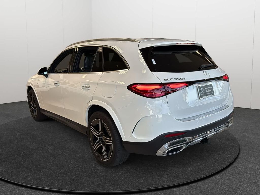 MERCEDES-BENZ GLC - 6