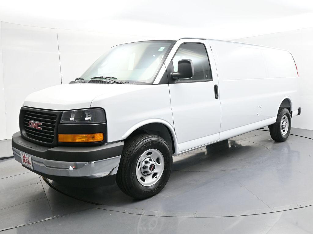 New 2026 GMC Savana 3500 Work Van