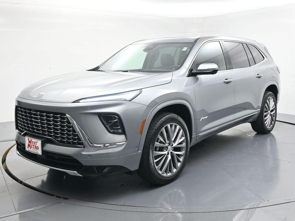 New 2026 Buick Enclave Avenir FWD