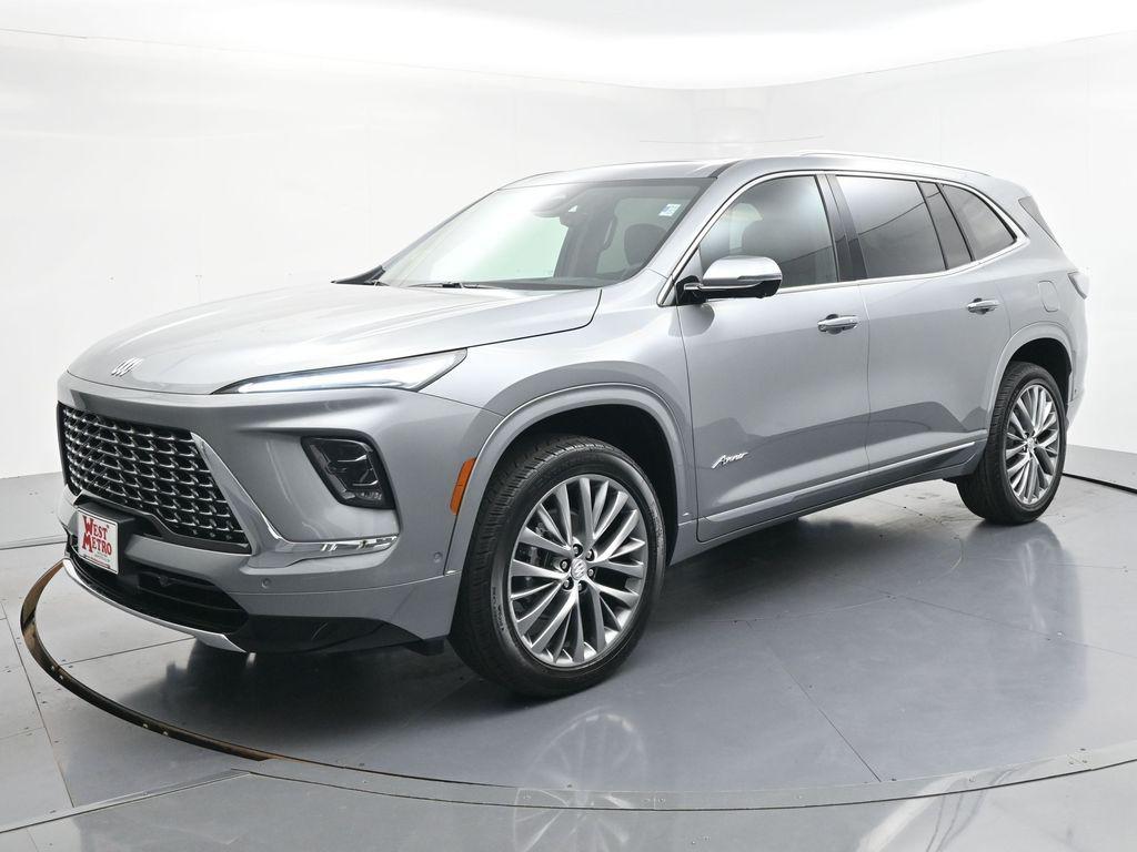 New 2026 Buick Enclave Avenir FWD