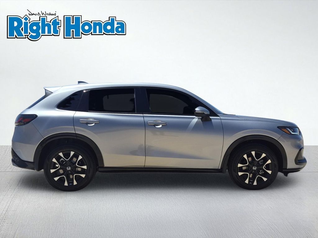 صورة 8 لـ 2027 Honda HR-V EX-L