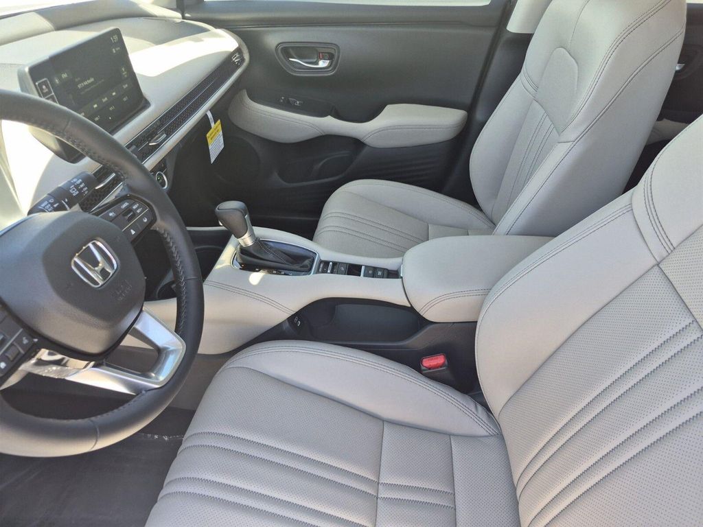 صورة مصغرة 17 لـ 2027 Honda HR-V EX-L