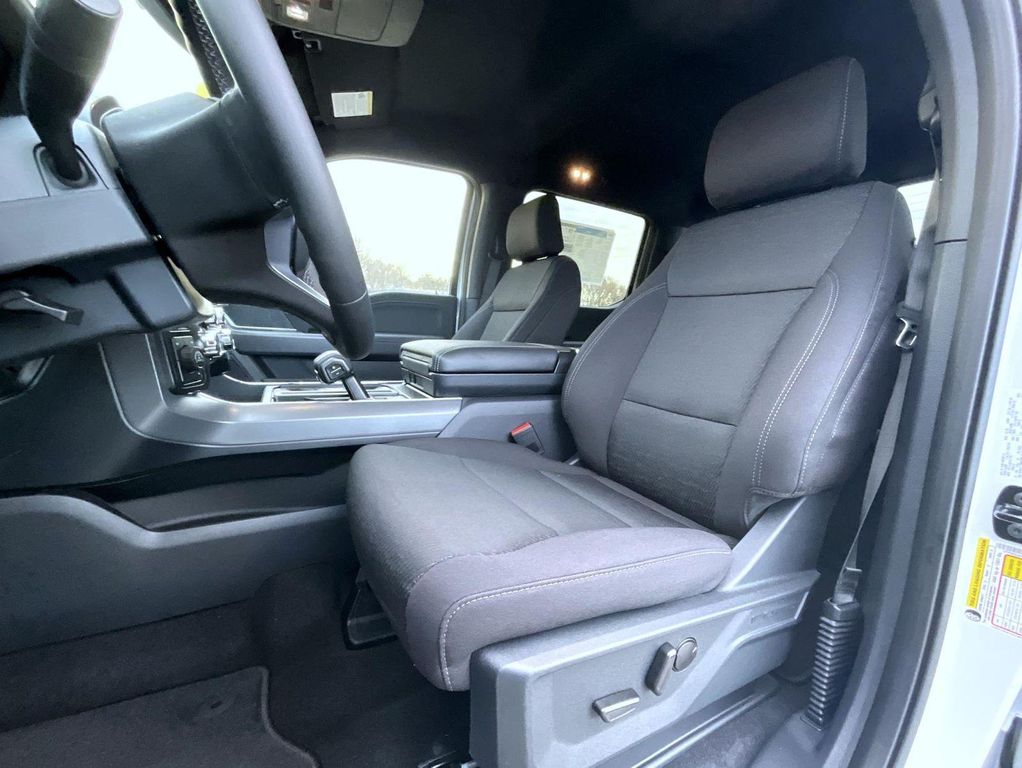 FORD F-150 XLT - 10