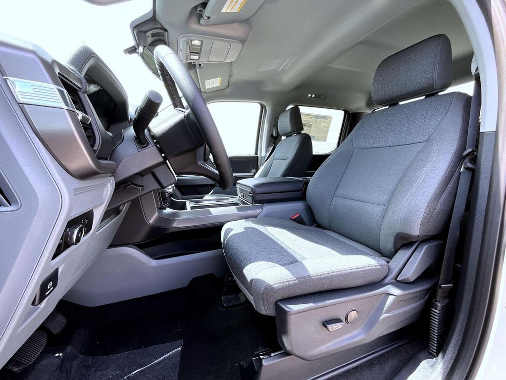 FORD F-150 XLT - 10