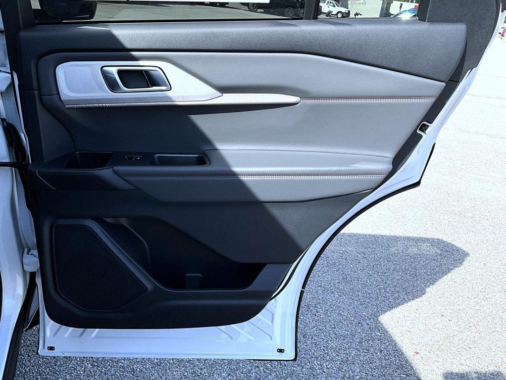 2026 FORD EXPLORER ACTIVE 缩略图 19