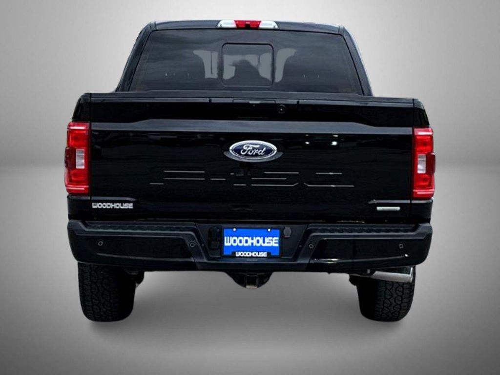 2023 FORD F-150 XLT thumbnail 6