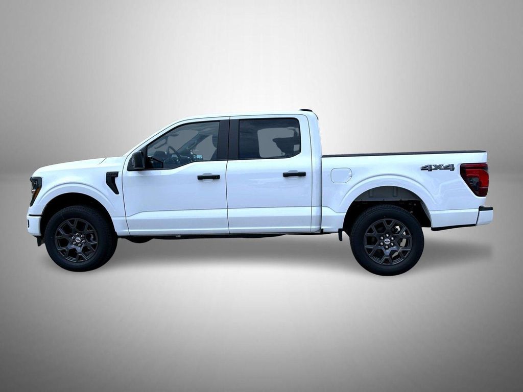 صورة 8 لـ 2026 FORD F-150 STX