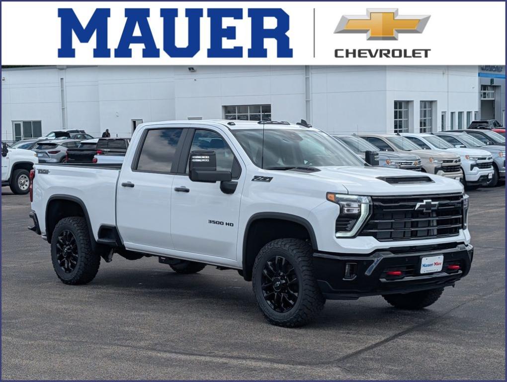 New 2026 Chevrolet Silverado 3500 LT