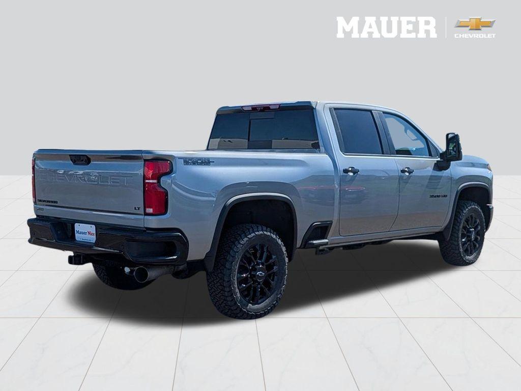 New 2026 Chevrolet Silverado 3500 LT