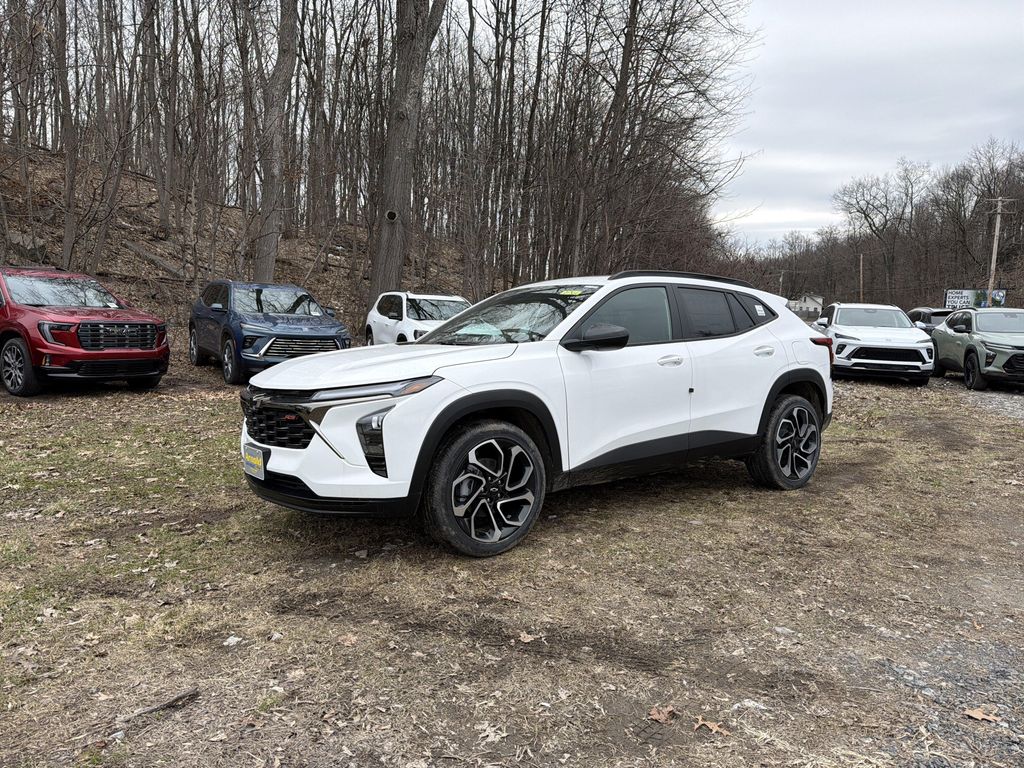 New 2026 Chevrolet Trax FWD 2RS