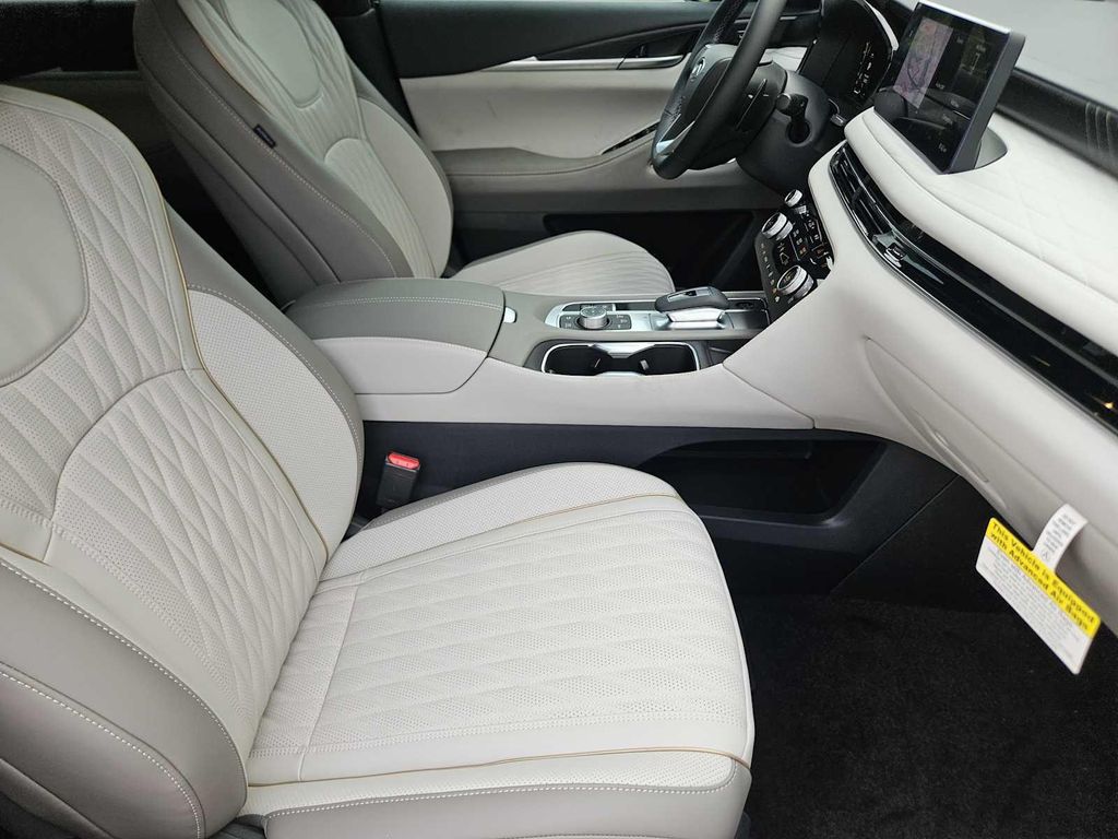 صورة مصغرة 9 لـ 2027 Infiniti QX60 AUTOGRAPH