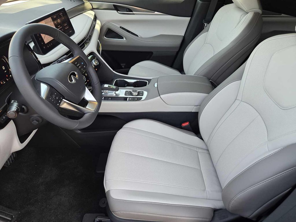 2027 Infiniti QX60 LUXE AWD — миниатюра 9