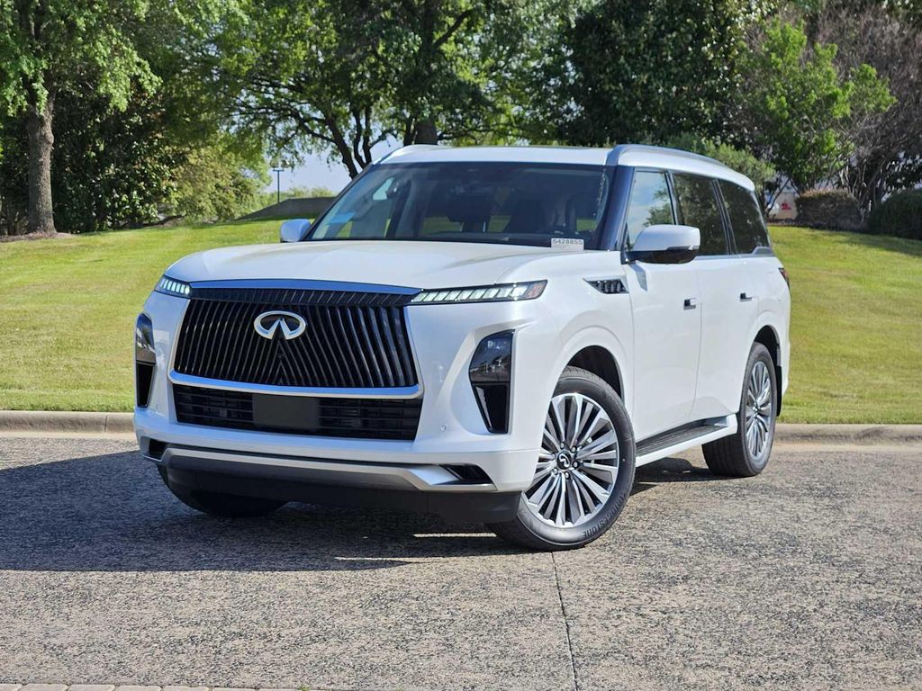 New 2026 INFINITI QX80 Luxe