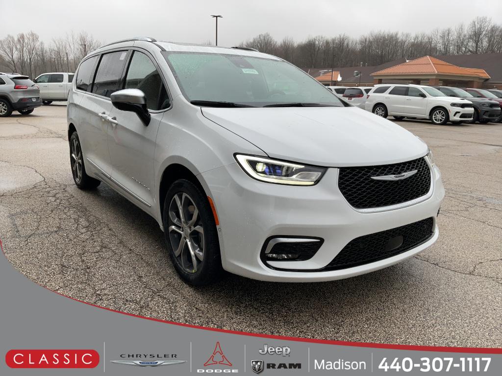 New 2026 Chrysler Pacifica L