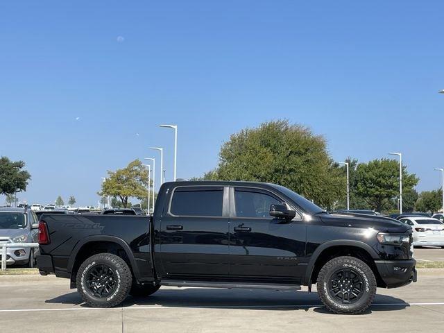 2025 RAM 1500 REBEL 照片 3