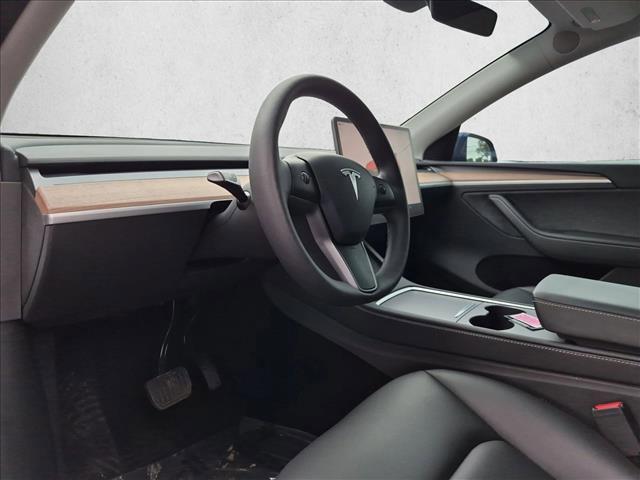 TESLA MODEL Y LONG RANGE DUAL MOTOR ALL-WHEEL DRIVE - 10