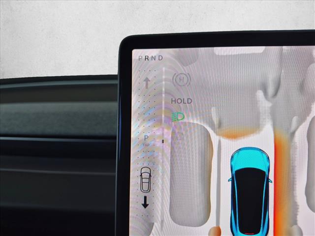 2025 Tesla MODEL 3 LONG RANGE — миниатюра 11