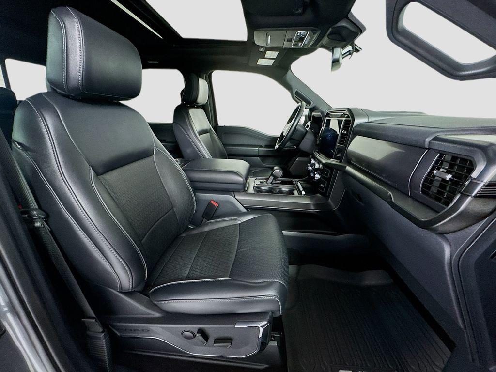 صورة مصغرة 30 لـ 2024 FORD F-150 LARIAT