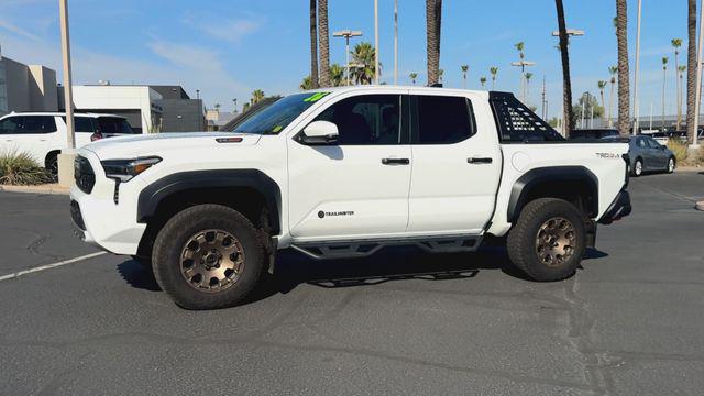 2026 Toyota TACOMA HYBRID TRAILHUNTER photo 6
