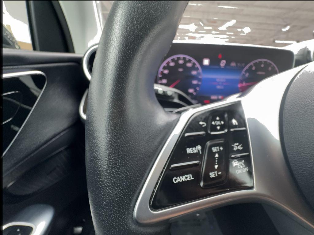 2024 Mercedes-BENZ GLC — миниатюра 32