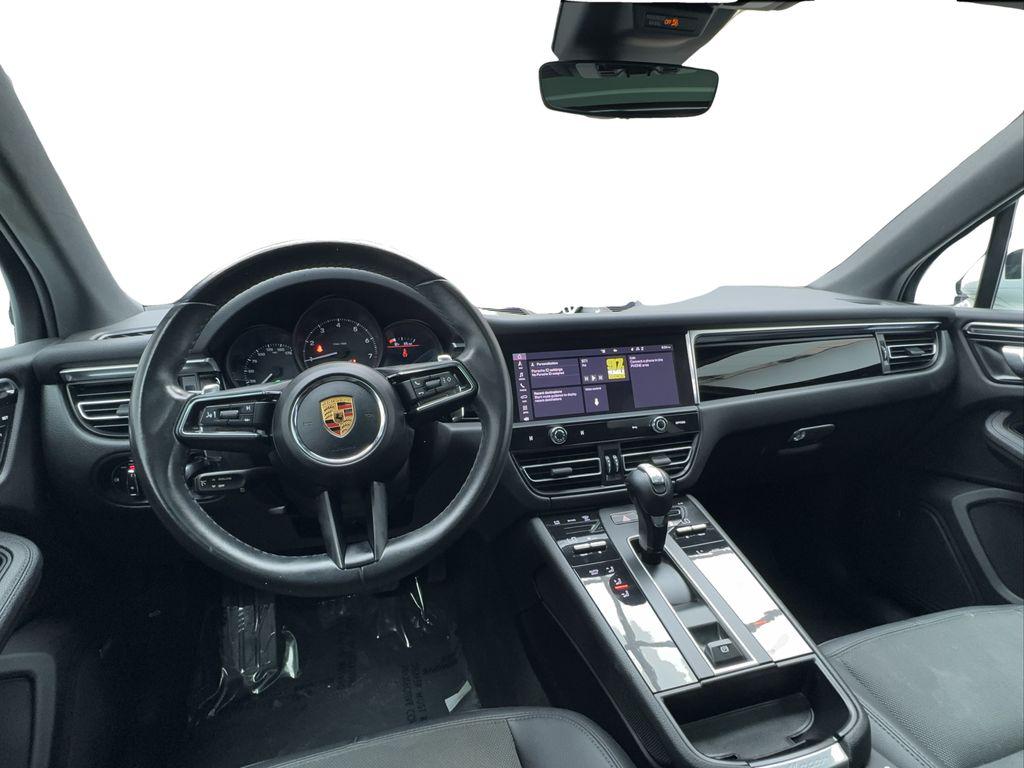 2022 Porsche MACAN — миниатюра 34
