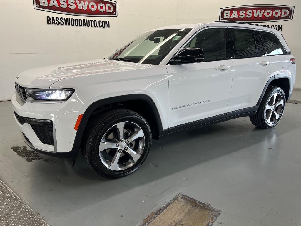 New 2026 Jeep Grand Cherokee Limited 4x4