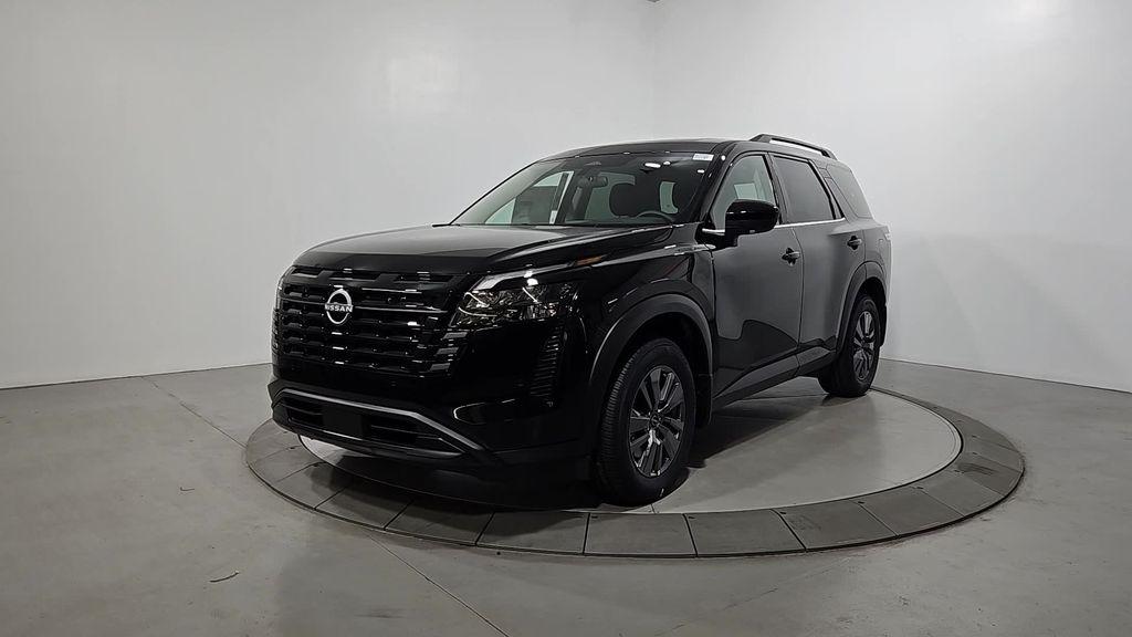 New 2026 Nissan Pathfinder SV