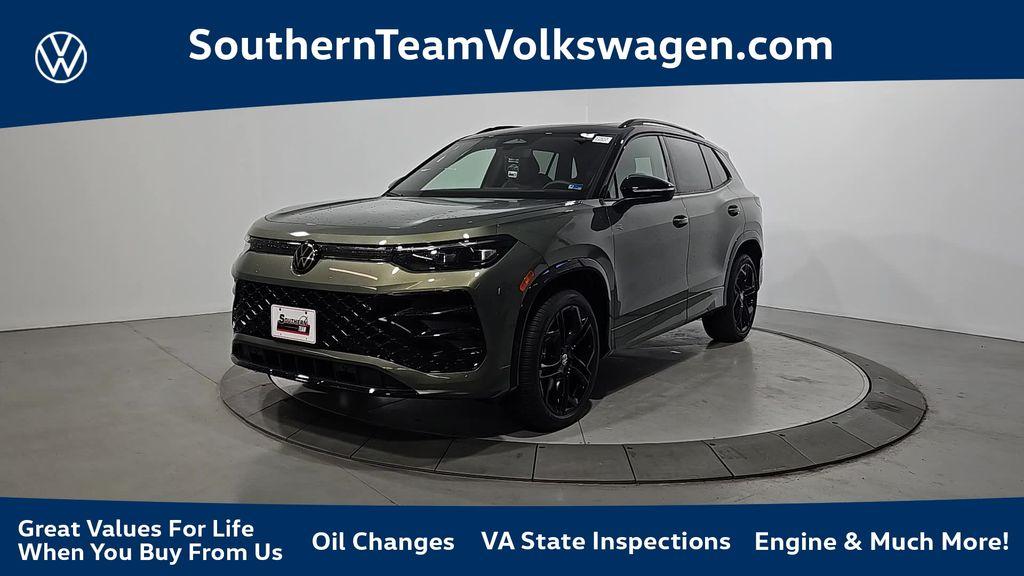 New 2026 Volkswagen Tiguan 2.0T SE R-Line Black