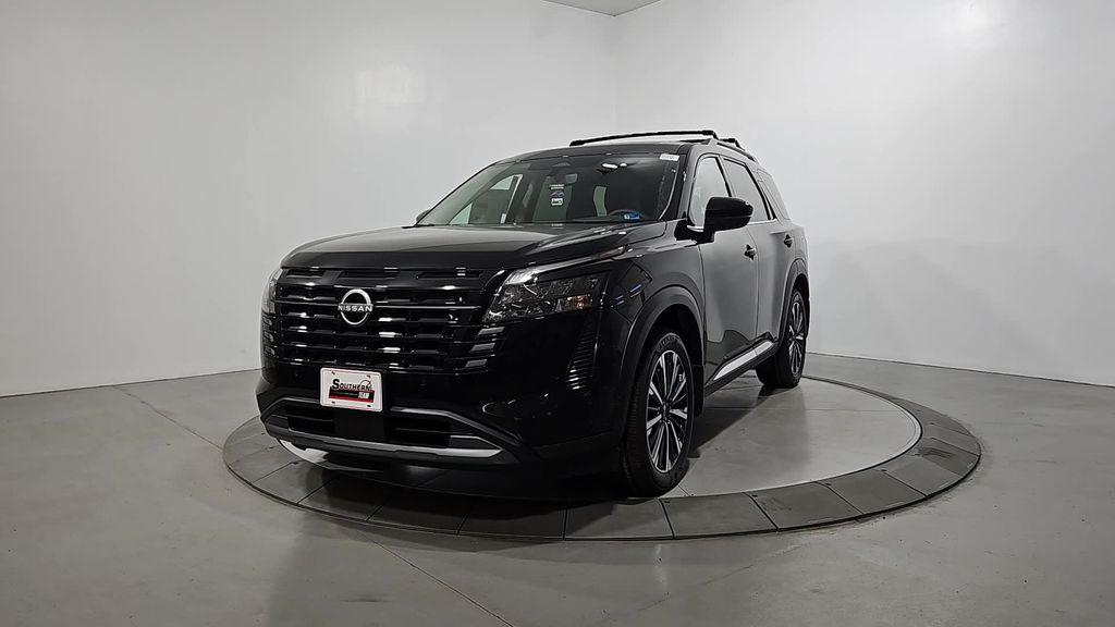New 2026 Nissan Pathfinder Platinum