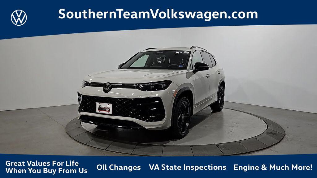 New 2026 Volkswagen Tiguan 2.0T SE R-Line Black