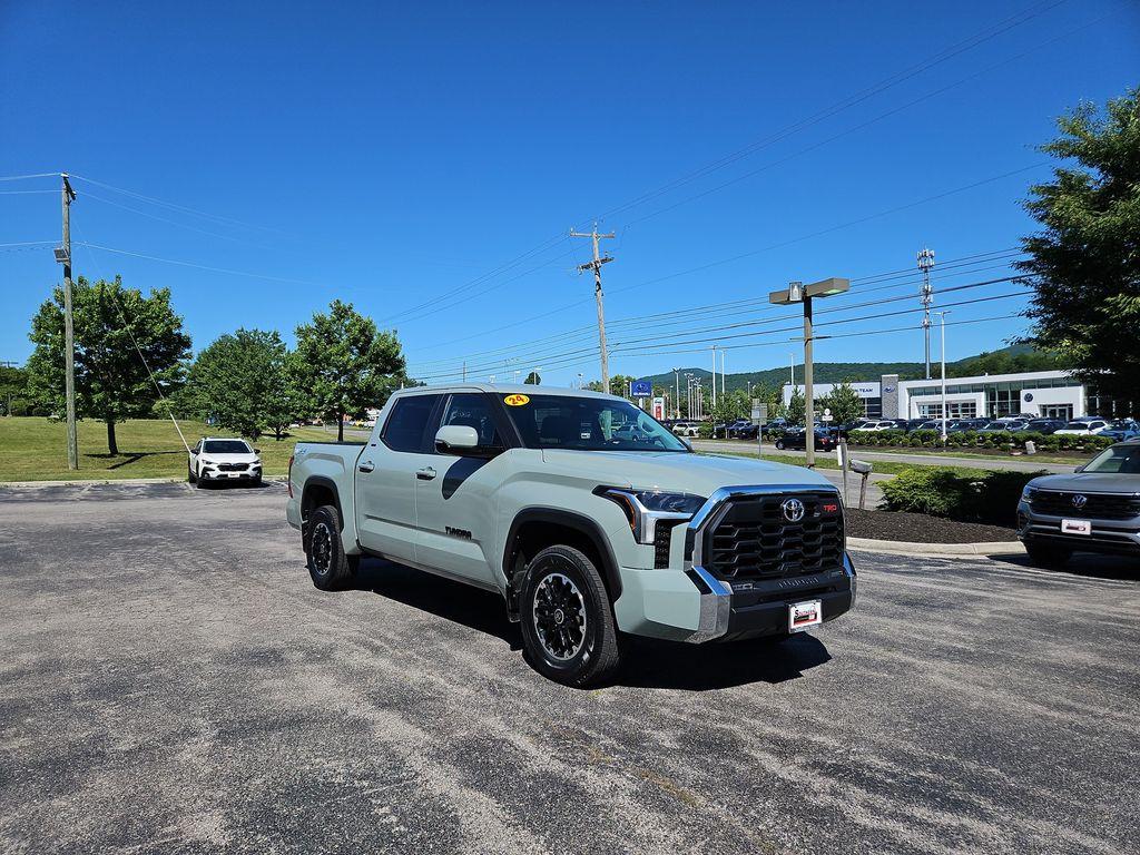 صورة 8 لـ 2024 Toyota TUNDRA SR5