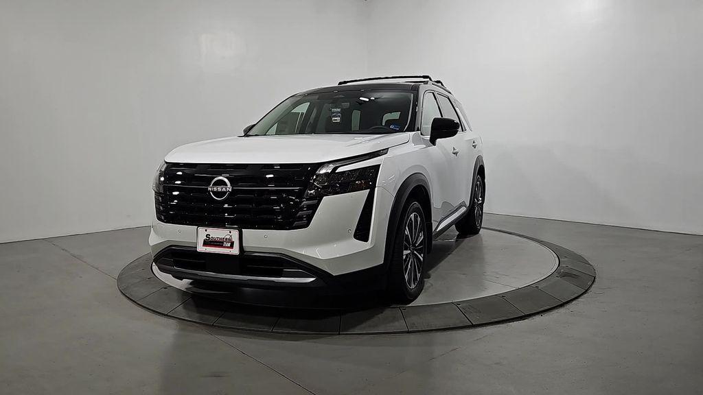 New 2026 Nissan Pathfinder Platinum