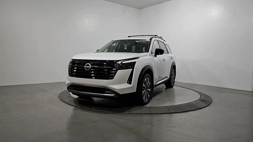 New 2026 Nissan Pathfinder Platinum