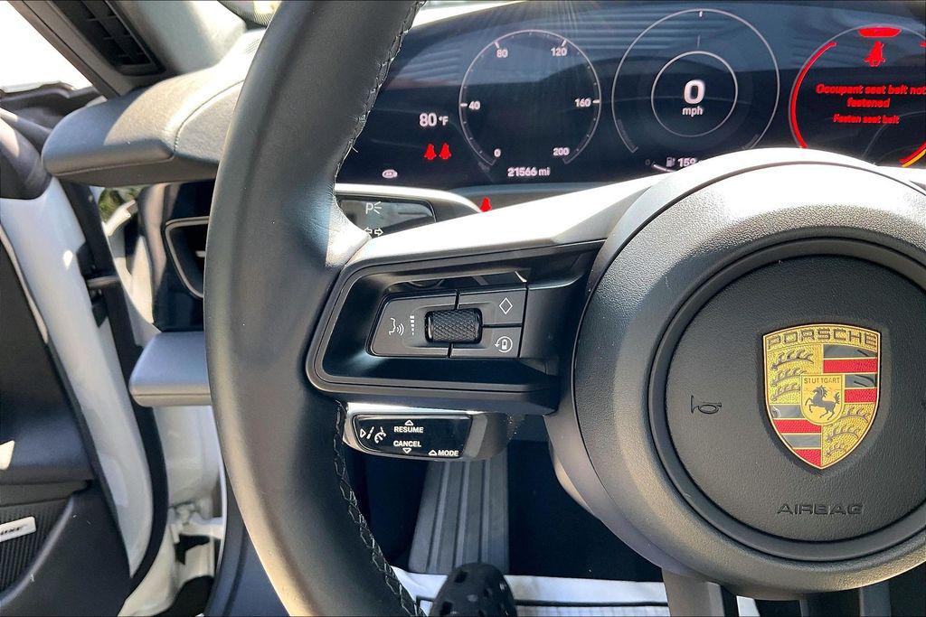 صورة 12 لـ 2020 Porsche TAYCAN 4S