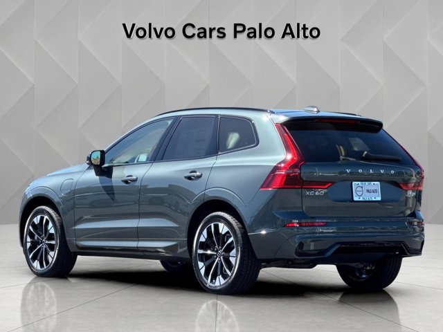 2026 Volvo XC60 PLUG-IN HYBRID PLUS — фото 6