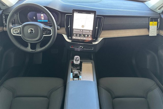 2026 Volvo XC90 CORE 照片 3