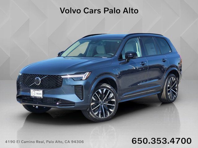 New 2026 Volvo XC90 Plug-In Hybrid Ultra Dark Theme