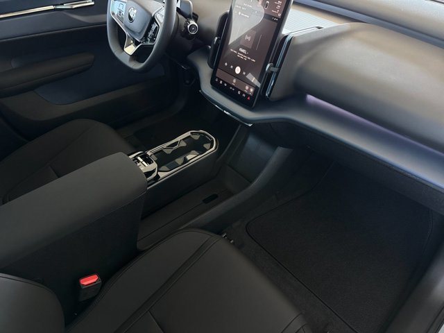 صورة مصغرة 17 لـ 2026 Volvo EX30 PLUS