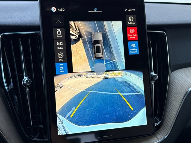 2026 Volvo XC60 PLUG-IN HYBRID PLUS — фото 21