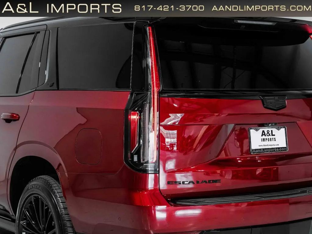 صورة مصغرة 37 لـ 2023 Cadillac ESCALADE SPORT