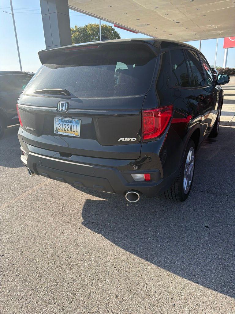 صورة 8 لـ 2025 Honda PASSPORT AWD EX-L
