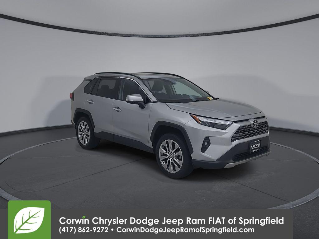 TOYOTA RAV4 - 3