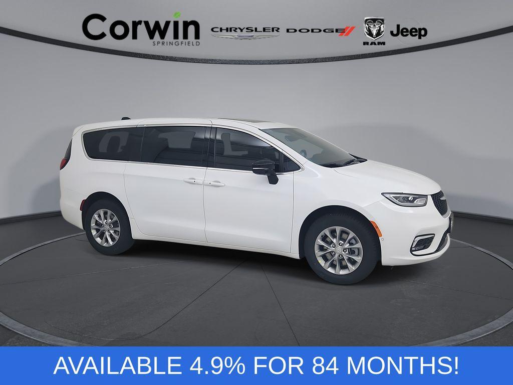 New 2026 Chrysler Pacifica Limited