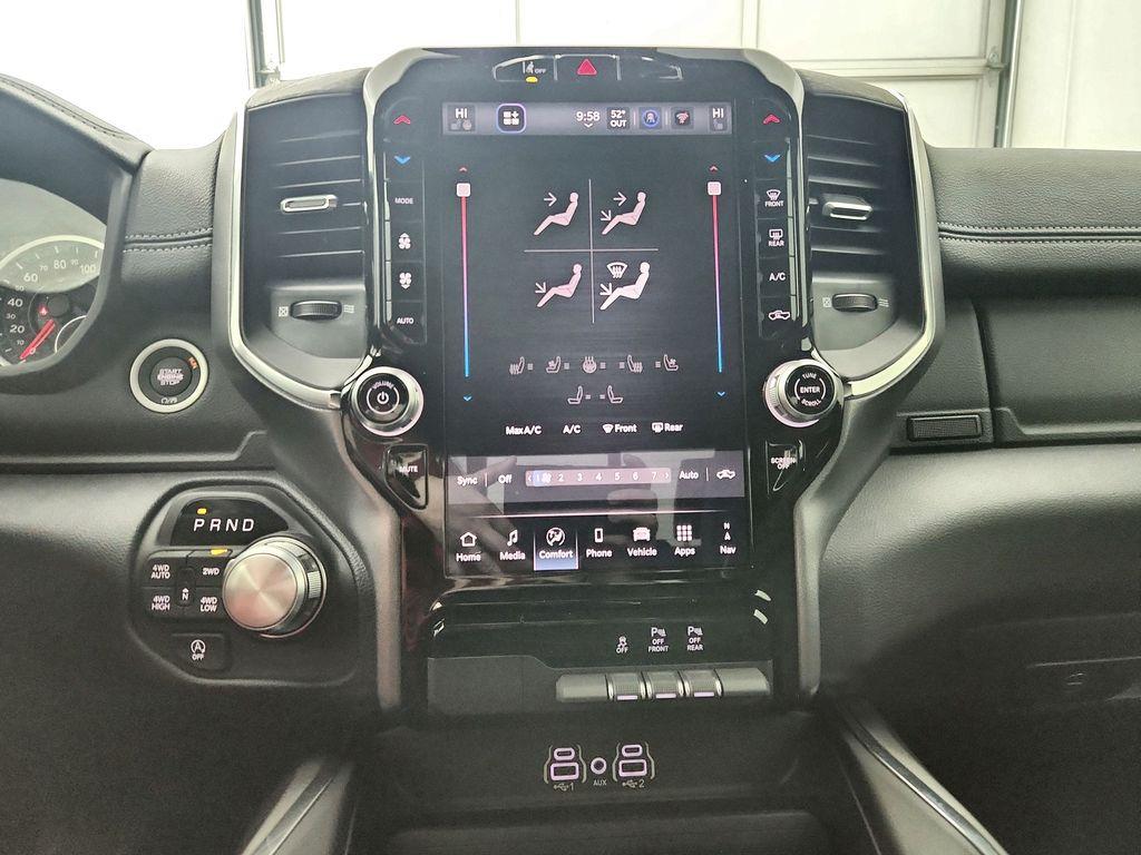 2026 RAM 1500 LARAMIE thumbnail 18