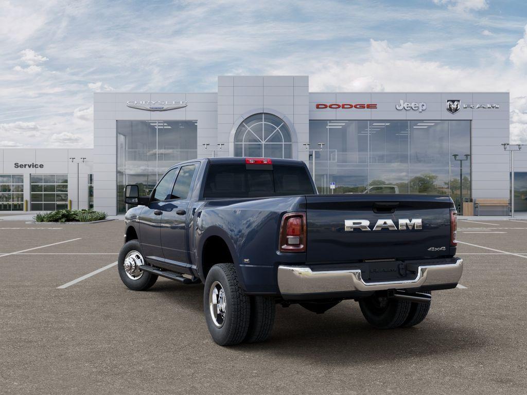 2026 RAM 3500 TRADESMAN — фото 3