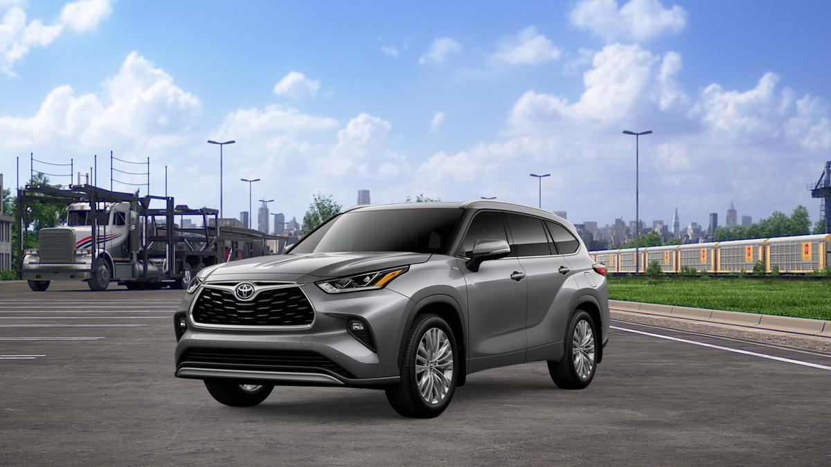 New 2026 Toyota Highlander Platinum